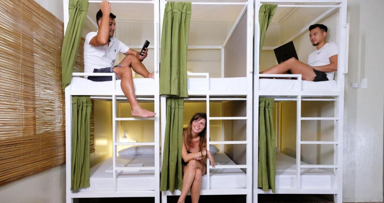 Mad Monkey Hostel