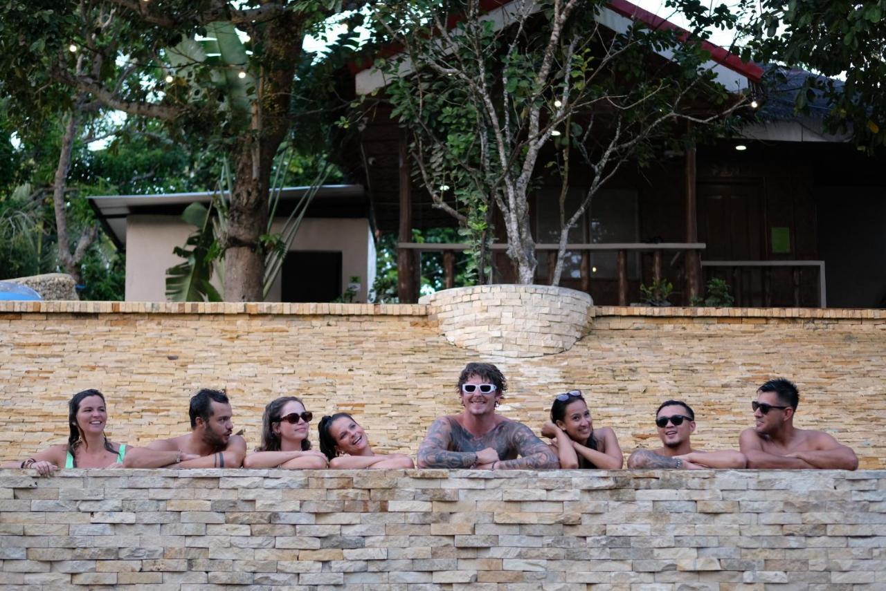 Mad Monkey Siquijor