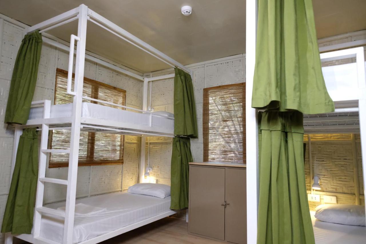Mad Monkey Hostel